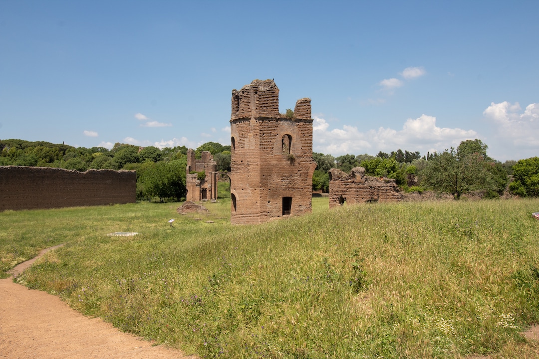 Ruines du cirque de Maxence à Rome