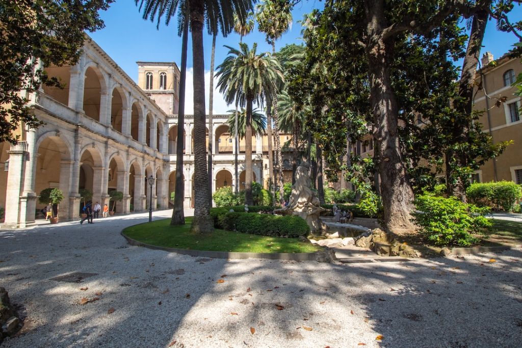 Cour du Palazzo Venezia à Rome
