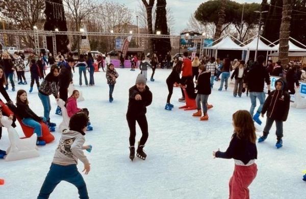 Patinoire Piazza Cavour à Rome
