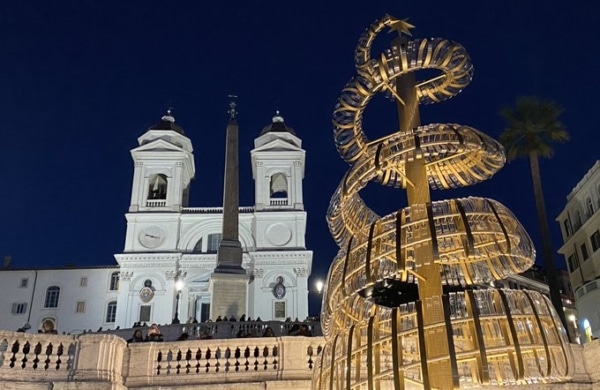 Sapin Bvlgari à la Piazza di Spagna à Rome