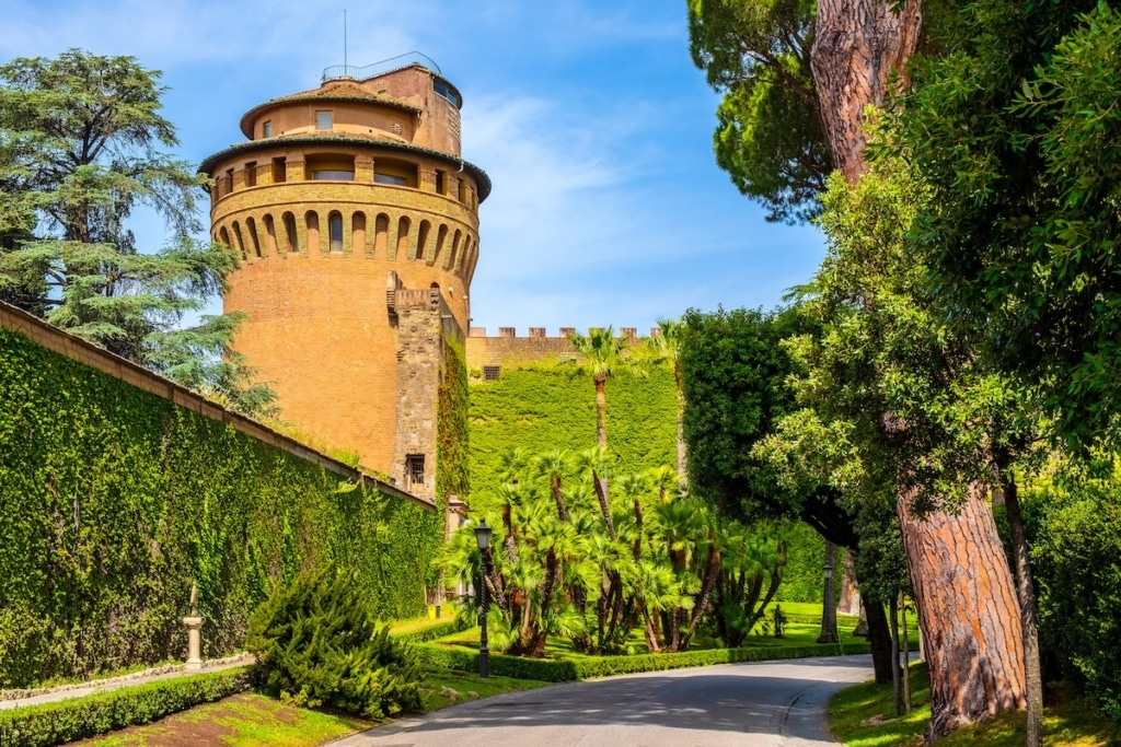 Tour San Giovanni dans les Jardins du Vatican à Rome