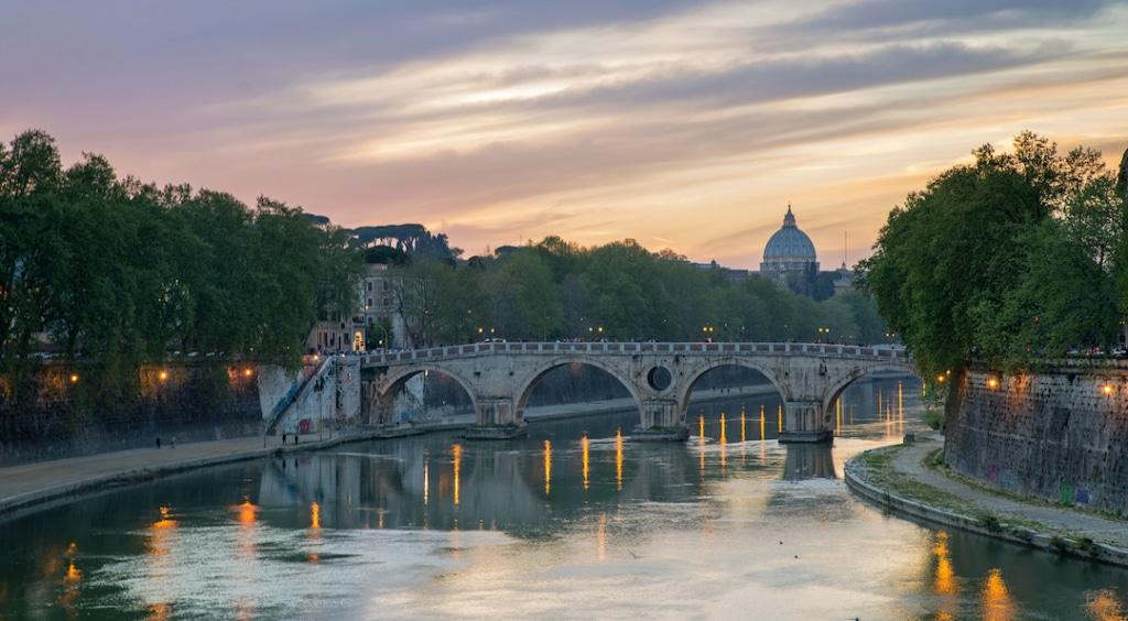 Le Pont Sisto du Trastevere à Rome.