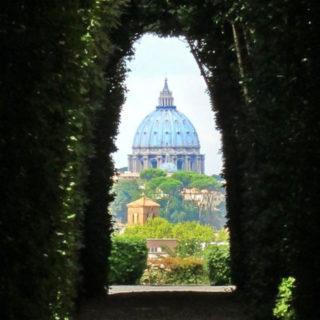 Trou de serrure de la Villa du Prieuré de Malte quartier l'Aventin à Rome