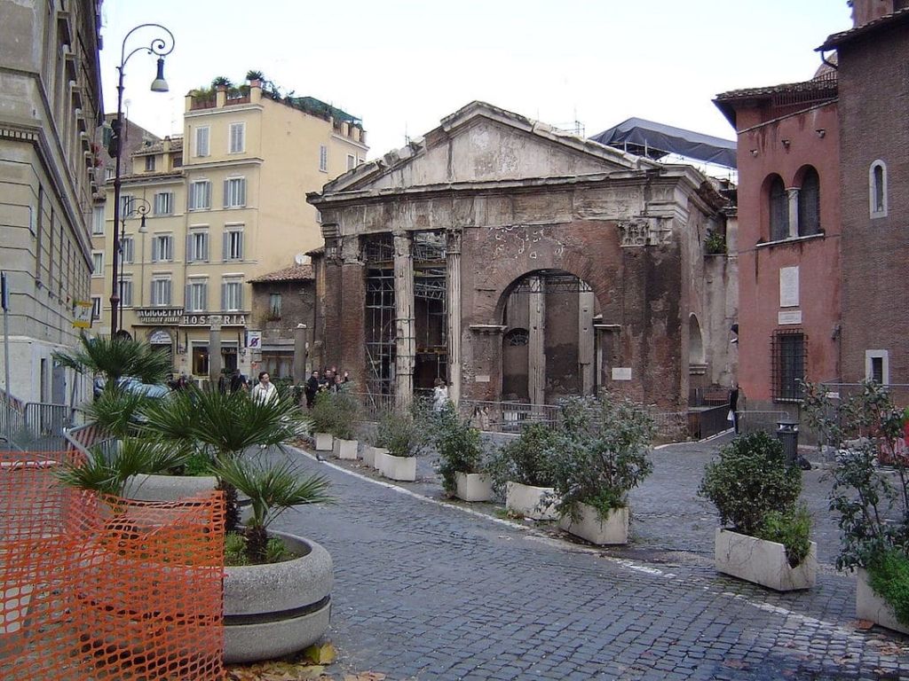 Portique d'Octavie dans le ghetto juif à Rome
