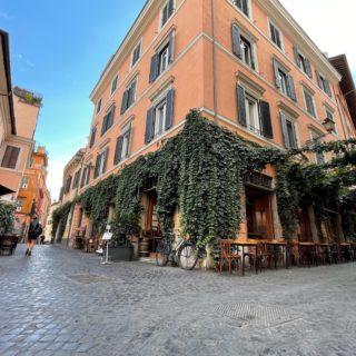 Rues colorées du Trastevere à Rome