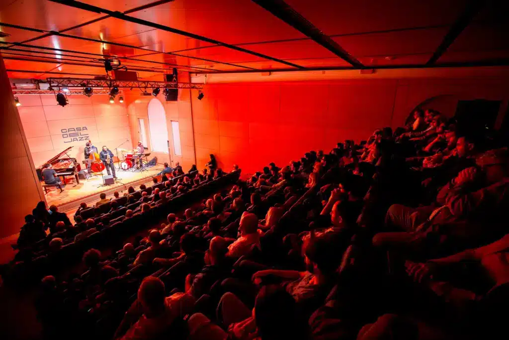 Concert en intérieur durant le Festival Casa del Jazz