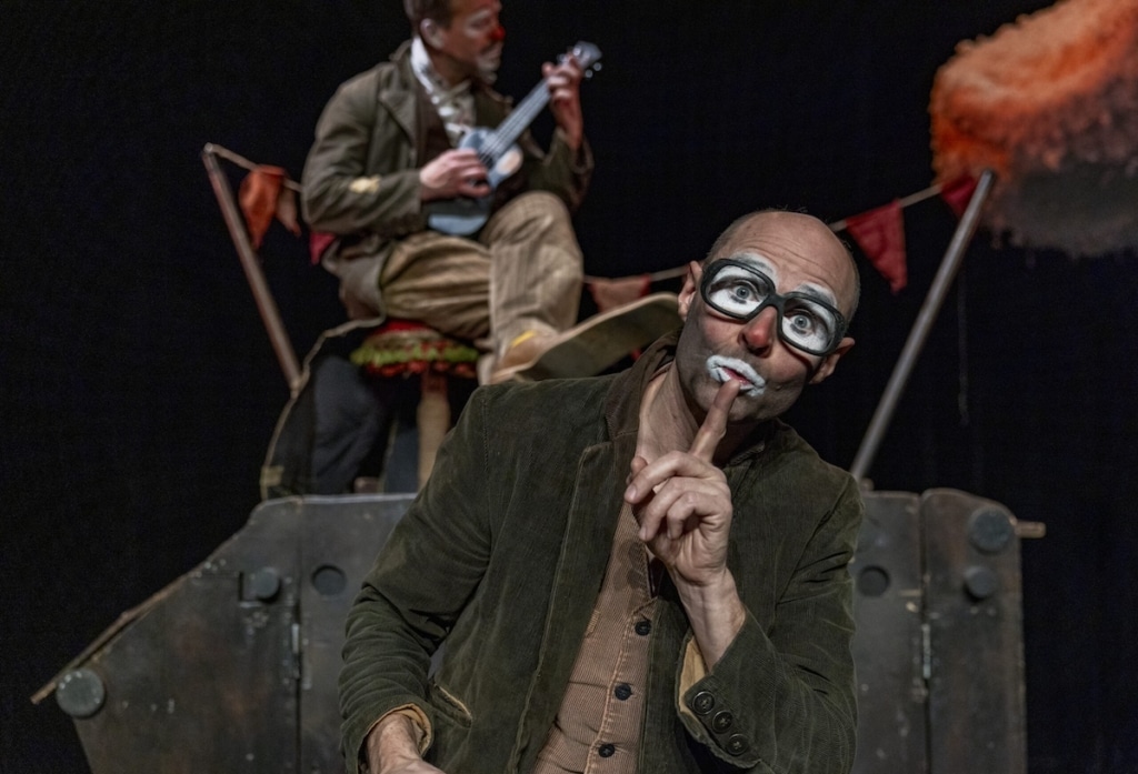 Spectacle de cirque contemporain lors du festival Romaeuropa